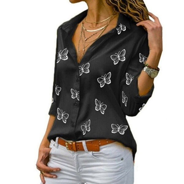 Neleia – Loose-fitting blouse with butterfly print