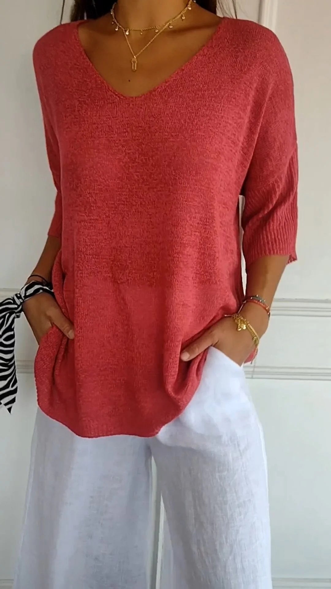 Anna - Knitted top with V-neck