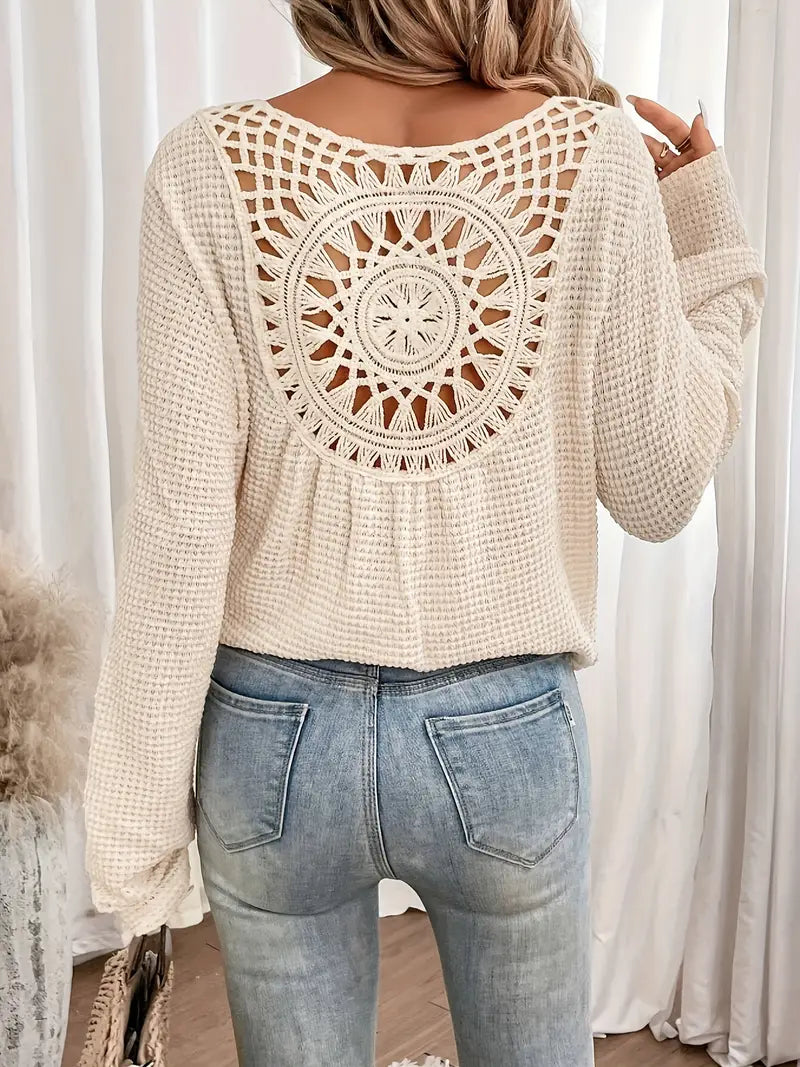 Belen - Elegant Ibiza style blouse with V-neck