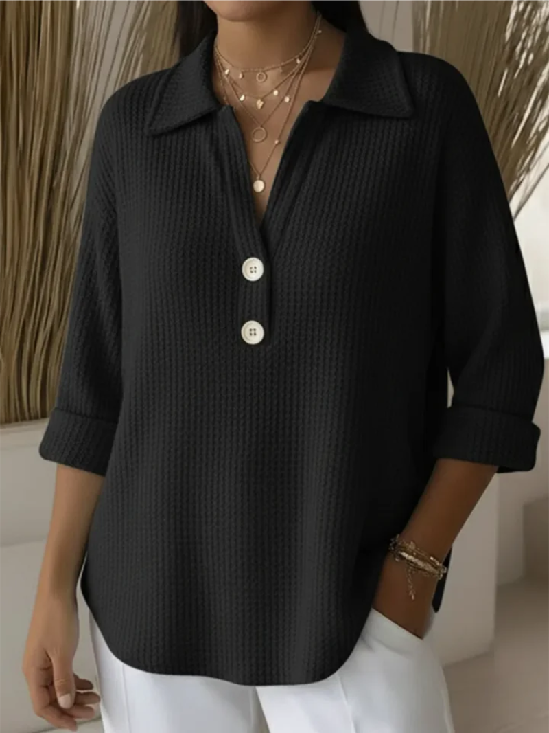 Noir – Sweater with Collar and Fine Texture