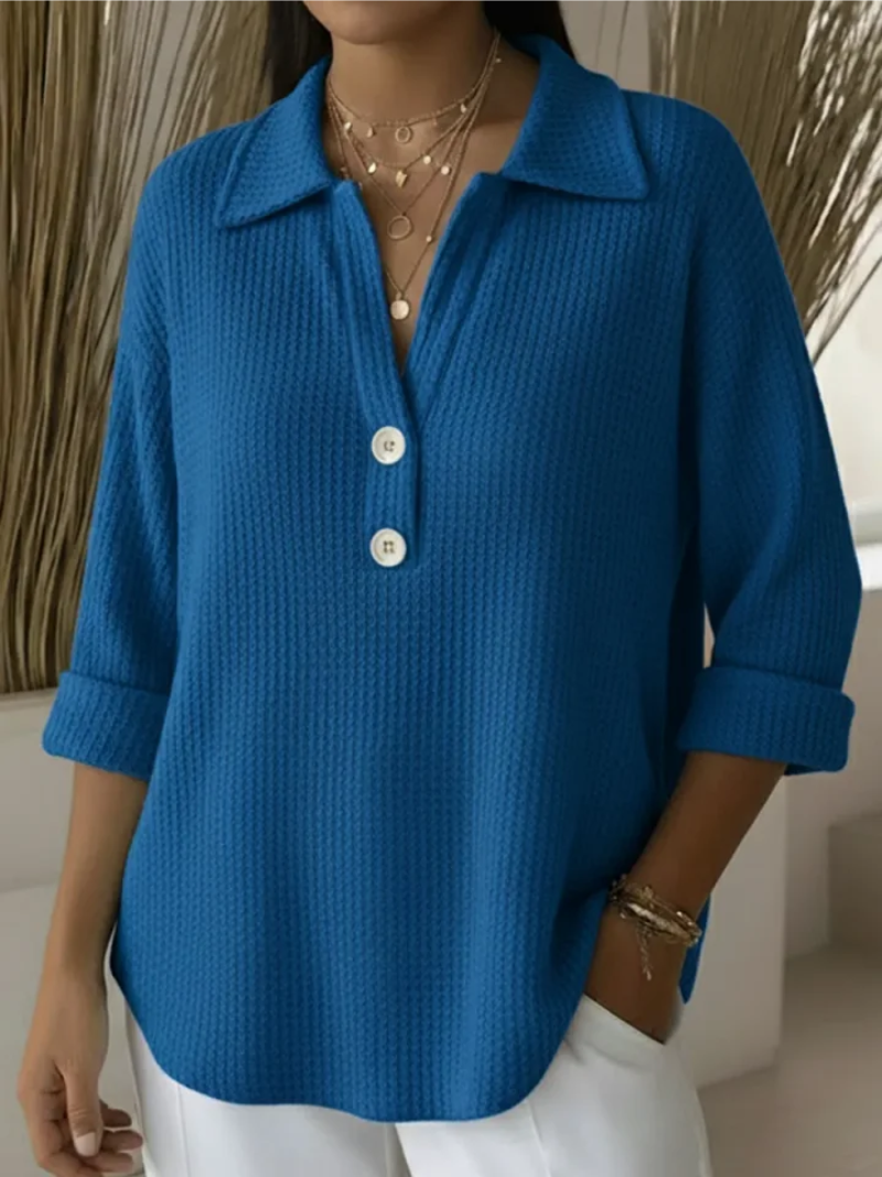 Noor – Sweater with Collar and Fine Texture