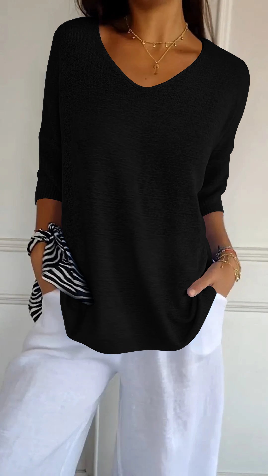 Anna - Knitted top with V-neck