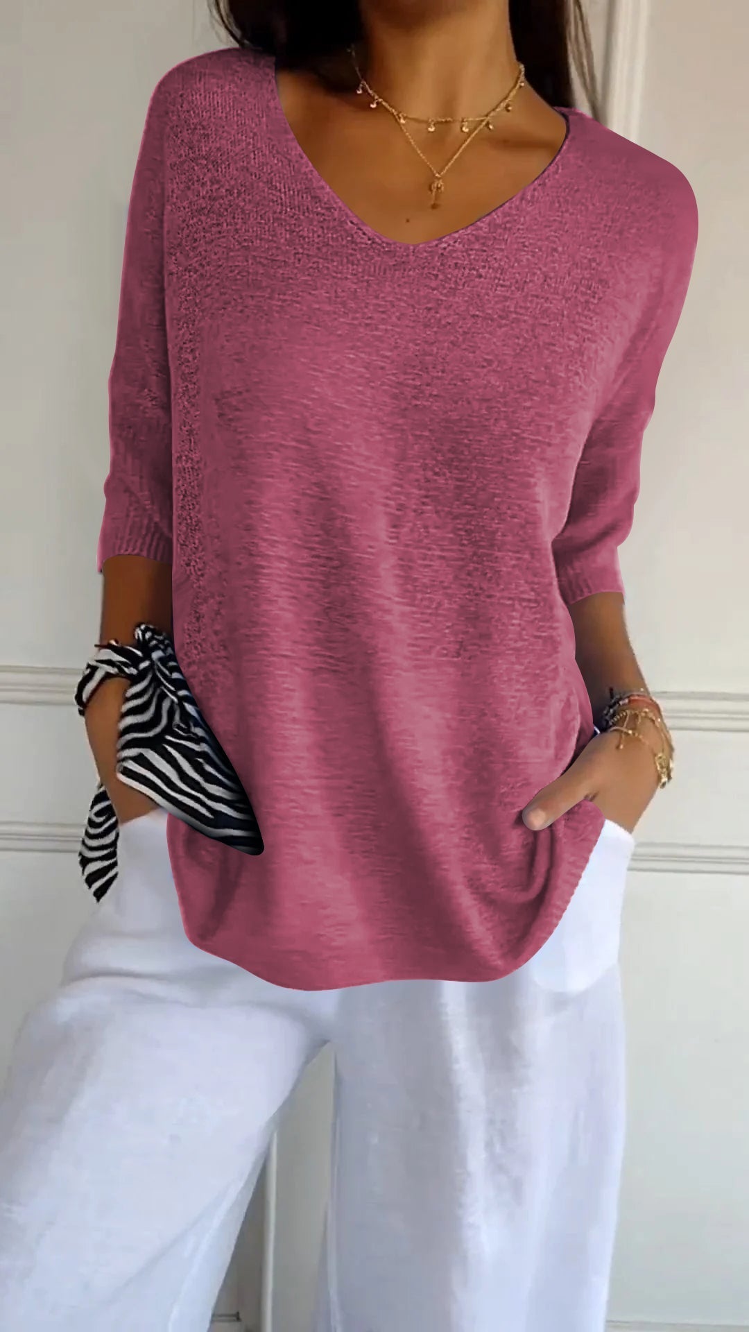 Anna - Knitted top with V-neck