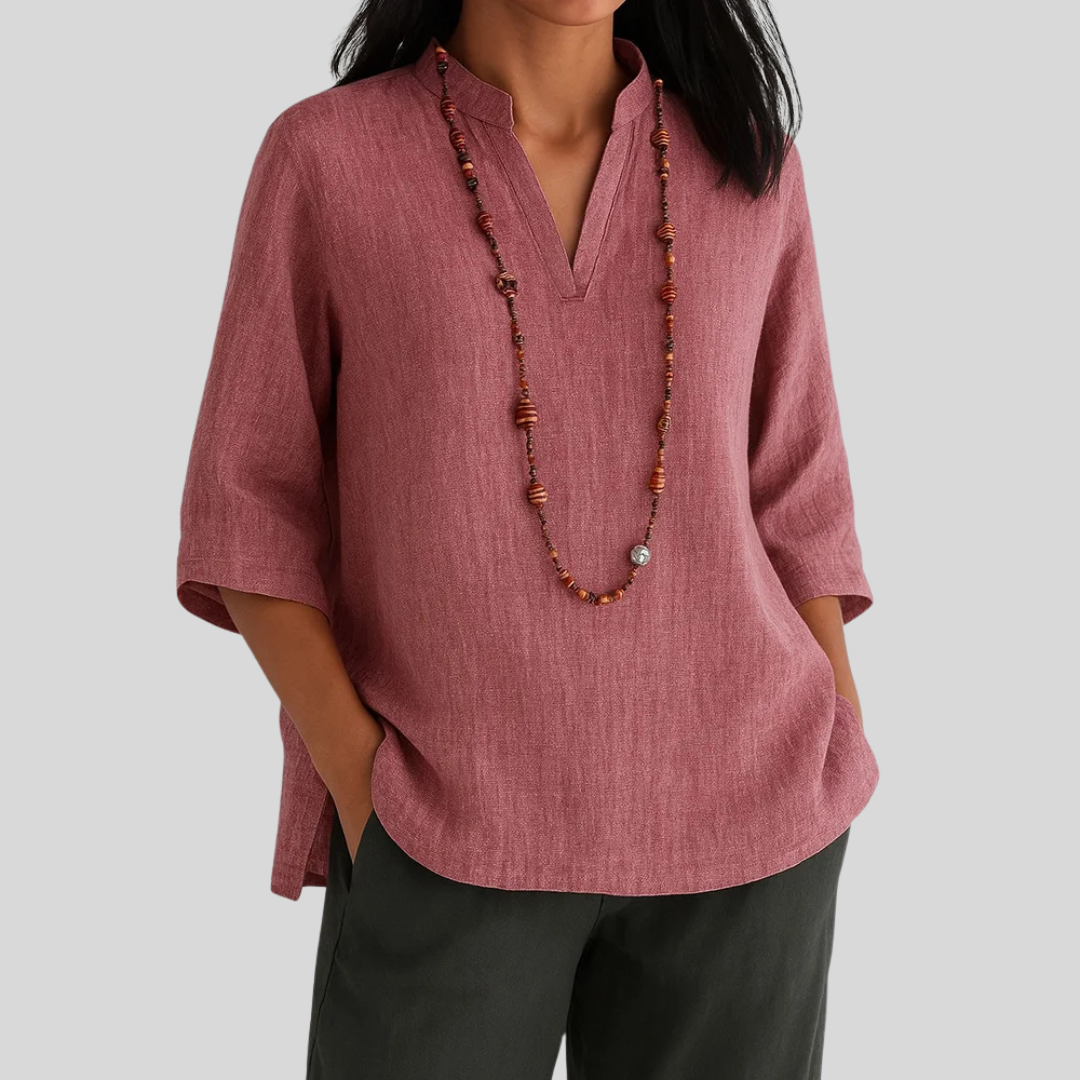 Luna – Linen blouse with relaxed elegance