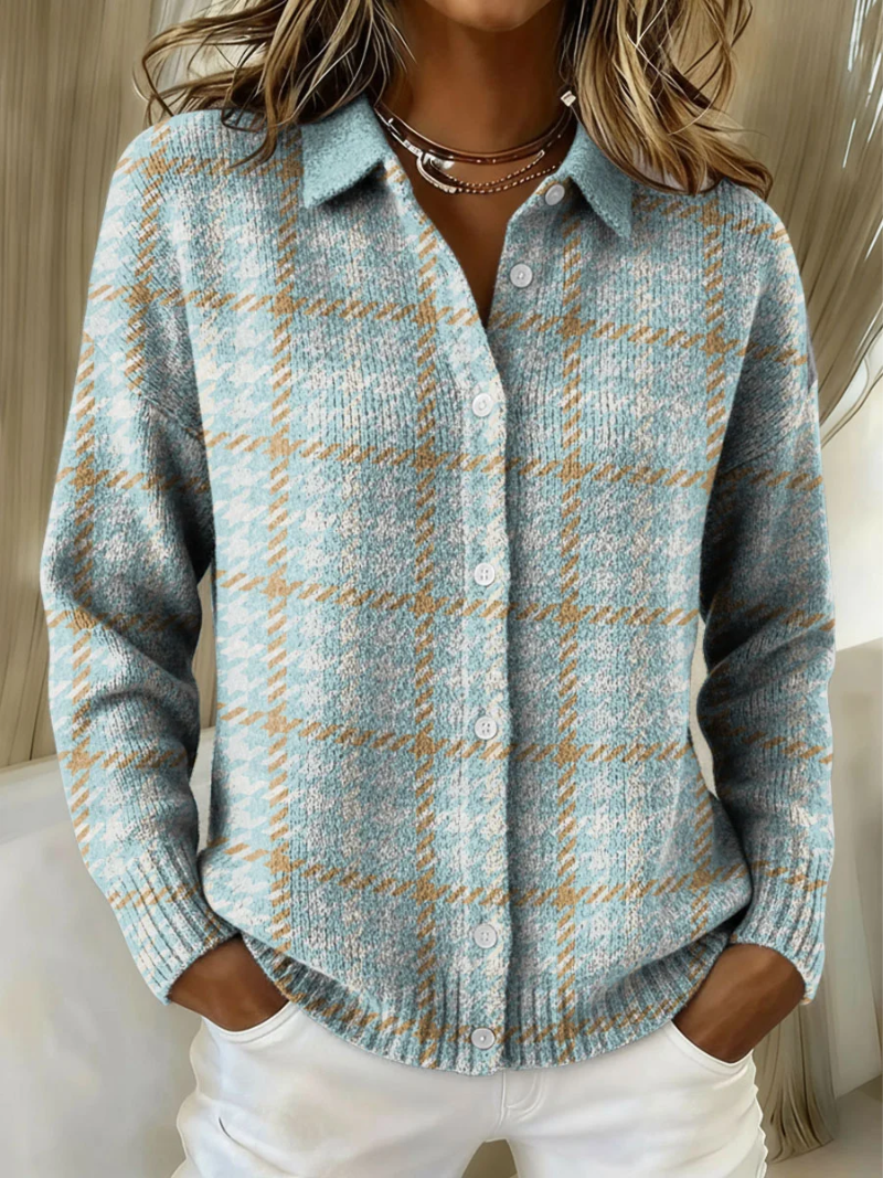 Tara – Checked blouse with sand-colored accents