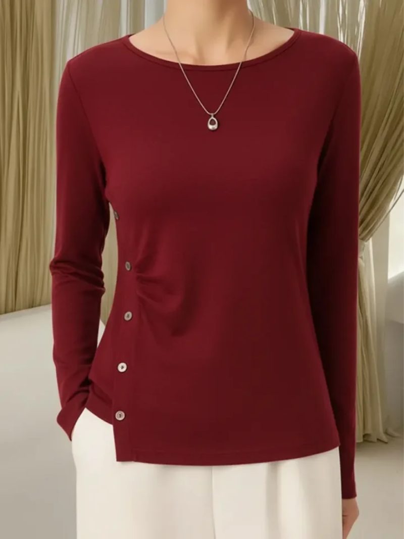 Mila – Knitted top with subtle button details