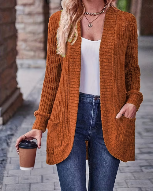 Claire – Elegant Cardigan