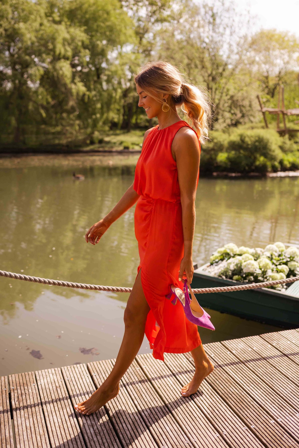 Anavella - Elegant Summer Midi Dress with a Flowing and Refined Design