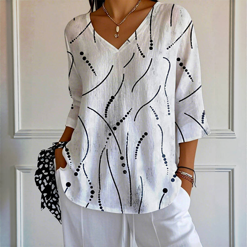 Esmee – Blouse with playful lines and airy fit