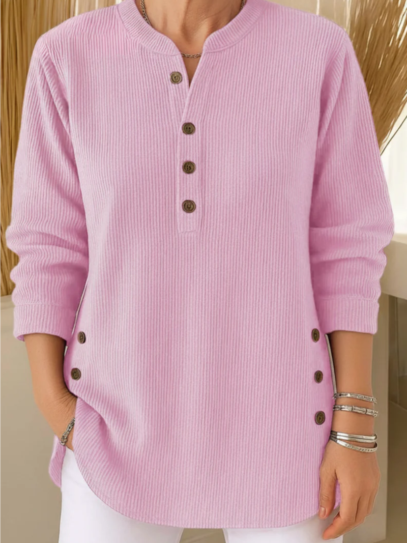 Alva – Top with Button Closure